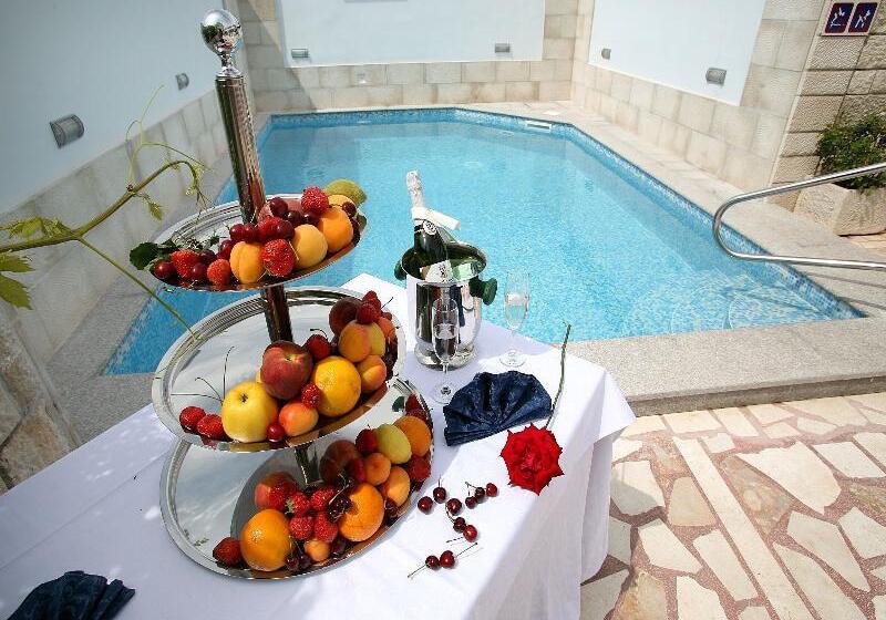 فندق Villa Rustica Dalmatia Apartments