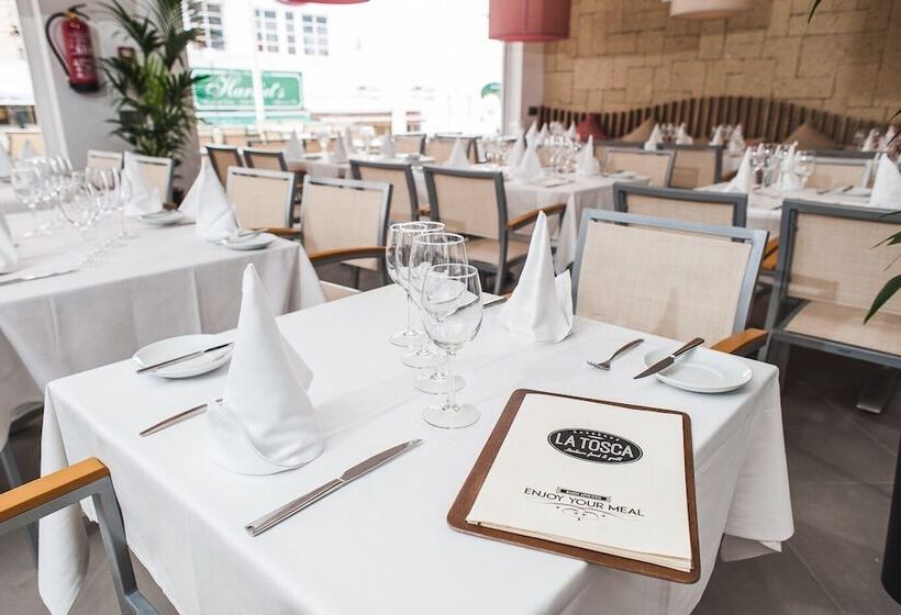 Los Olivos Beach Resort