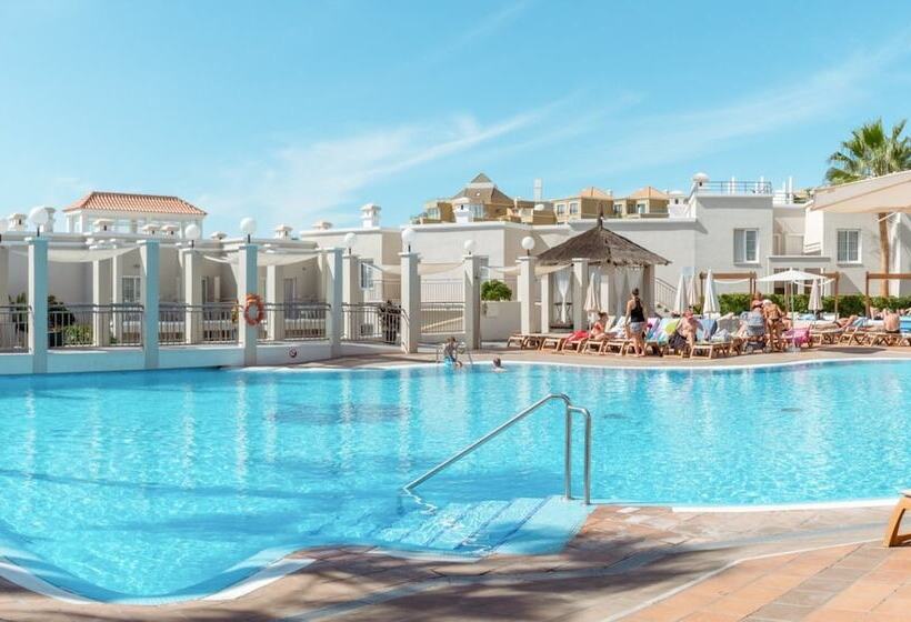 Los Olivos Beach Resort