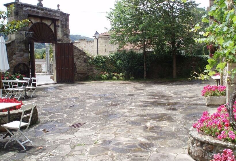 Posada La Torre De La Quintana