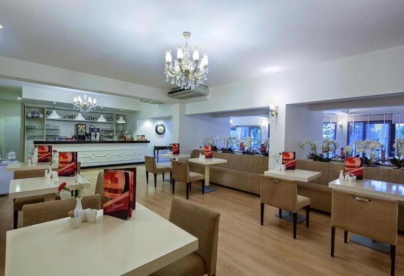 리조트 Bellis Deluxe Hotel & Heated For Winter Aqua Park