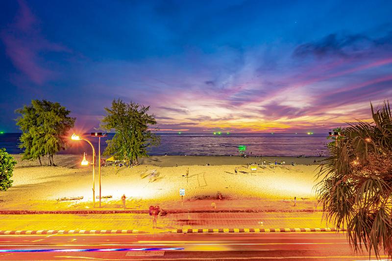 Paradox Resort Phuket   Sha Plus