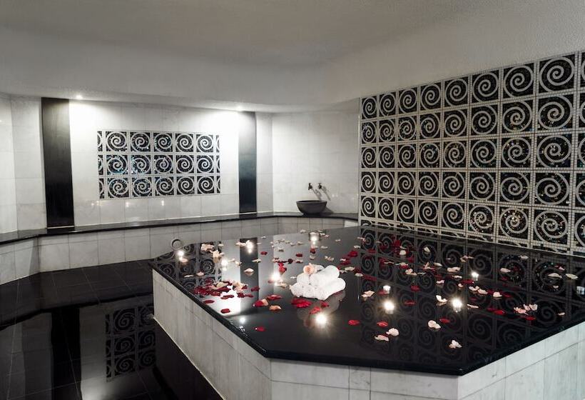 Solo Sokos Hotel Palace Bridge