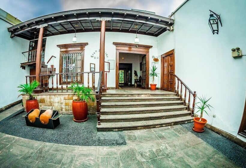 Gran Bolivar Hotel Trujillo, Perú