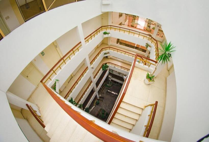 Gran Bolivar Hotel Trujillo, Perú