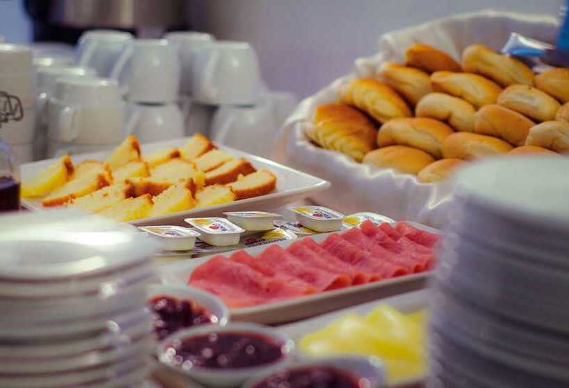 Gran Bolivar Hotel Trujillo, Perú