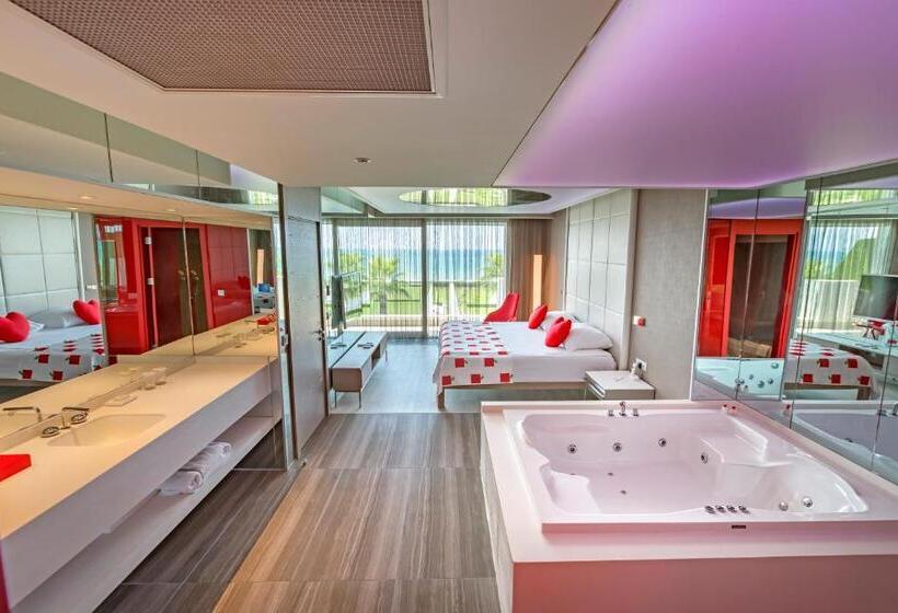 ホテル Adam & Eve   Adult Only