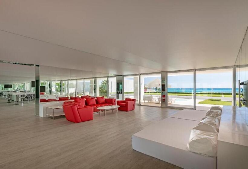 ホテル Adam & Eve   Adult Only