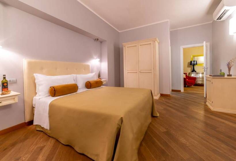 Отель Albergo Falterona