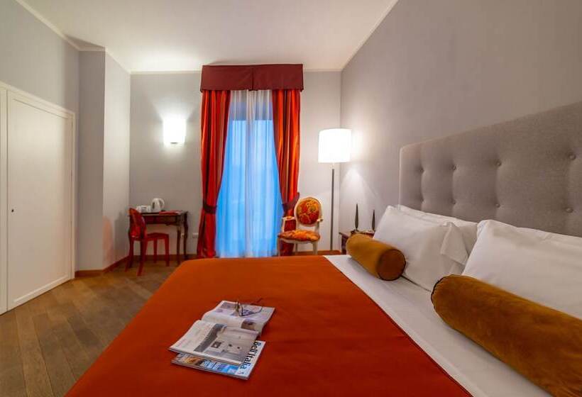 Отель Albergo Falterona