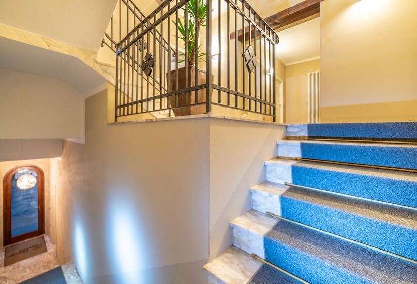 Отель Albergo Falterona