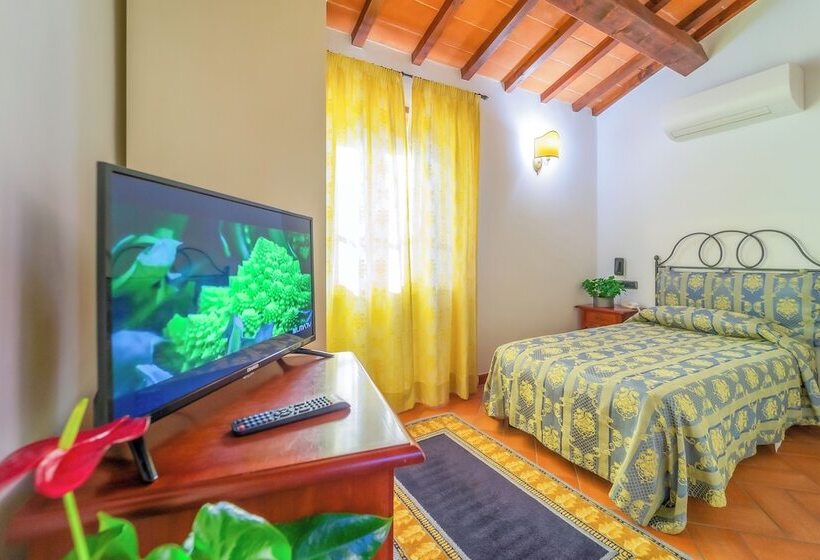 Отель Albergo Falterona