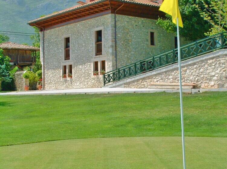 فندق Aldama Golf
