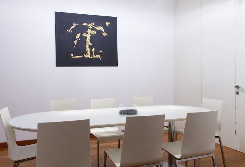 هتل Smy Bologna Centrale