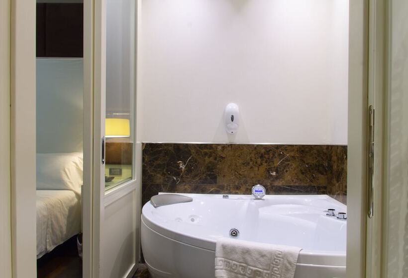 هتل Smy Bologna Centrale