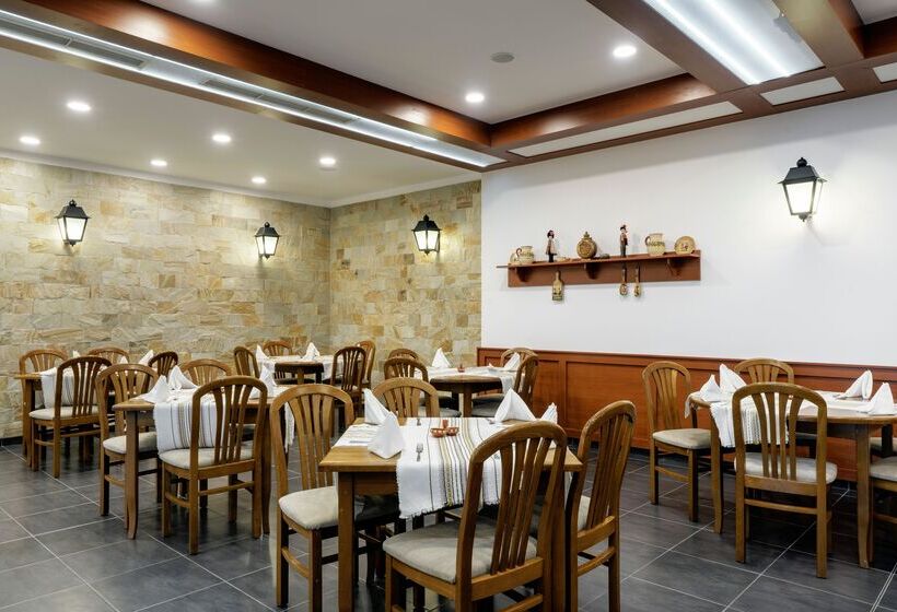 בית מלון כפרי Aluasun Helios Beach