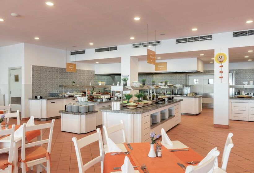 בית מלון כפרי Aluasun Helios Beach