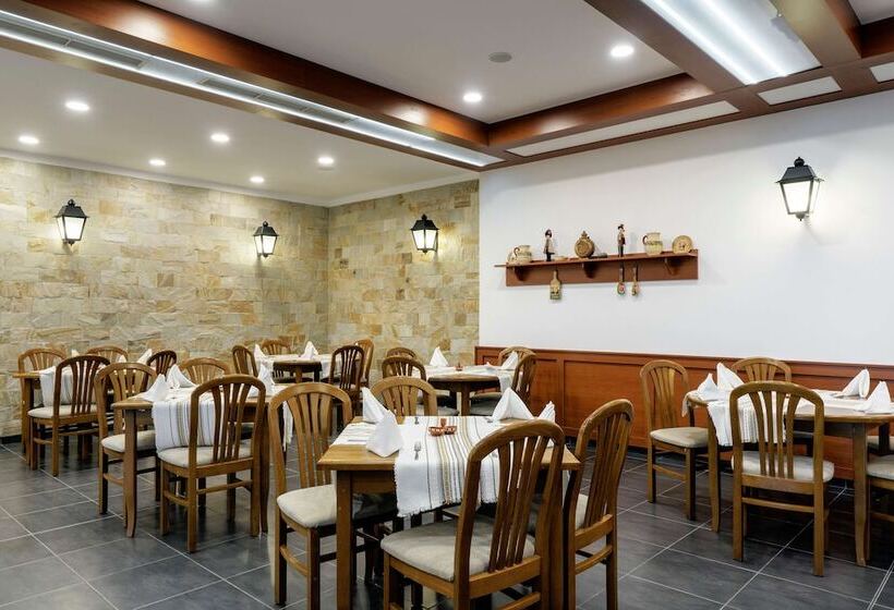 בית מלון כפרי Aluasun Helios Beach