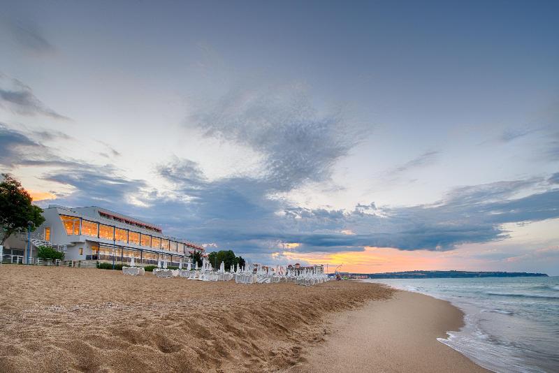 בית מלון כפרי Aluasun Helios Beach