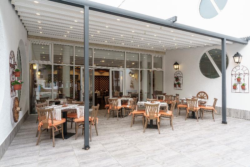 בית מלון כפרי Aluasun Helios Beach