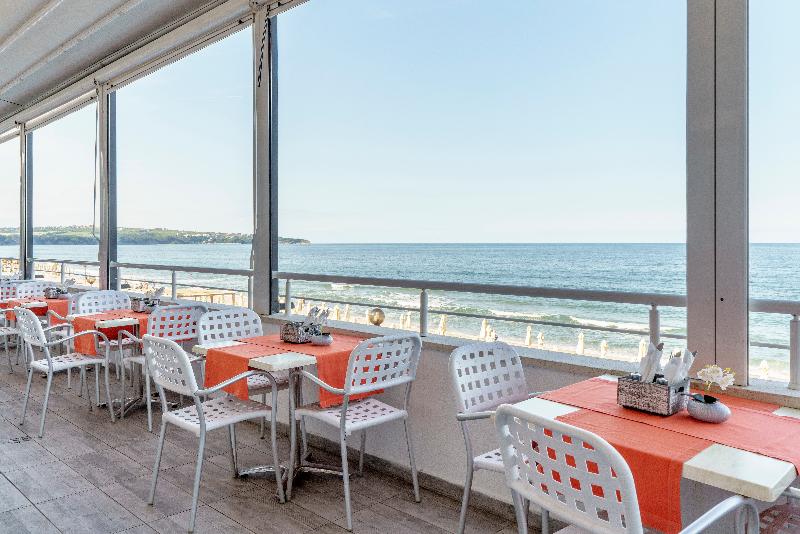 בית מלון כפרי Aluasun Helios Beach