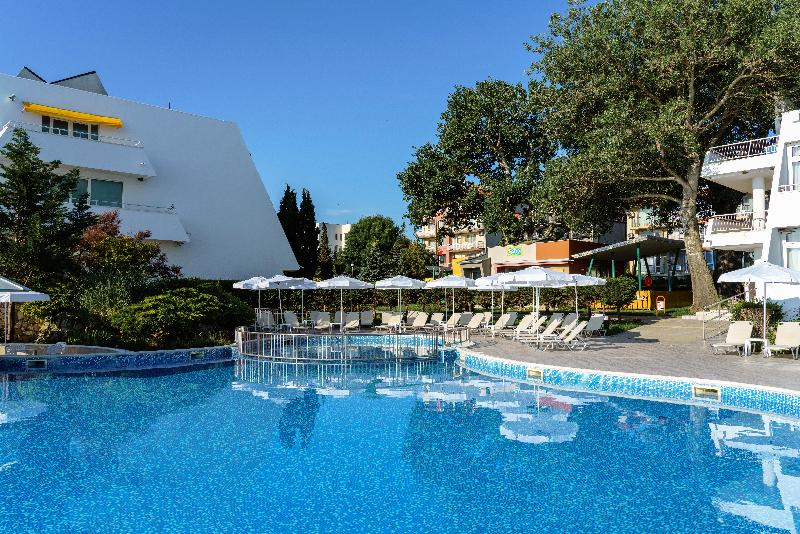 בית מלון כפרי Aluasun Helios Beach