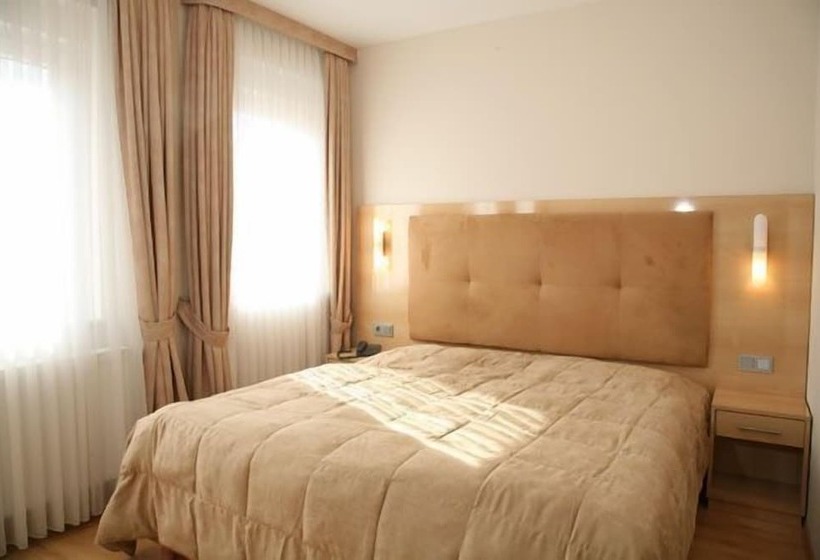 فندق Am Kurfuerstenplatz   Messe