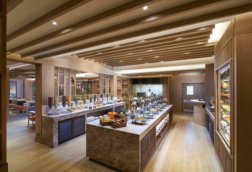 בית מלון כפרי Amari Vogue Krabi