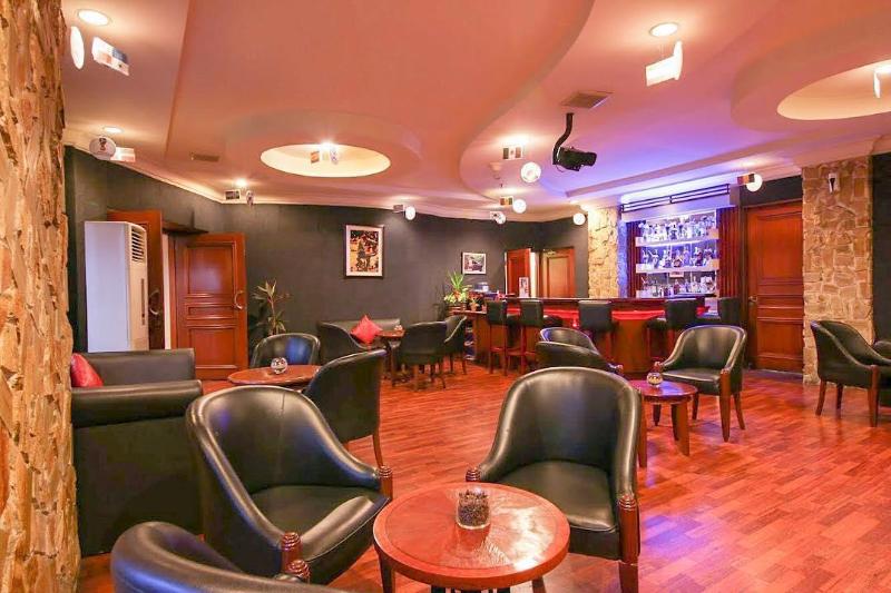 Отель Arion Suites