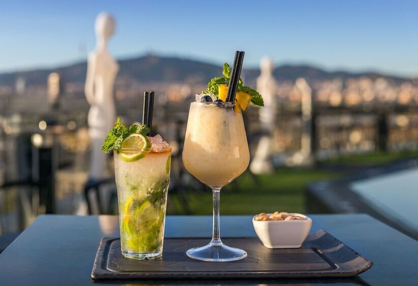 Отель Barcelo Raval