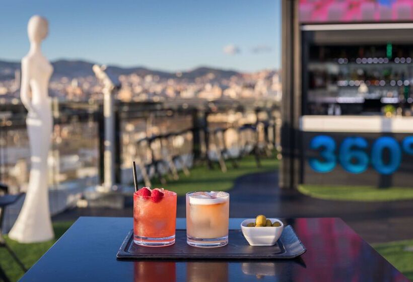 Отель Barcelo Raval