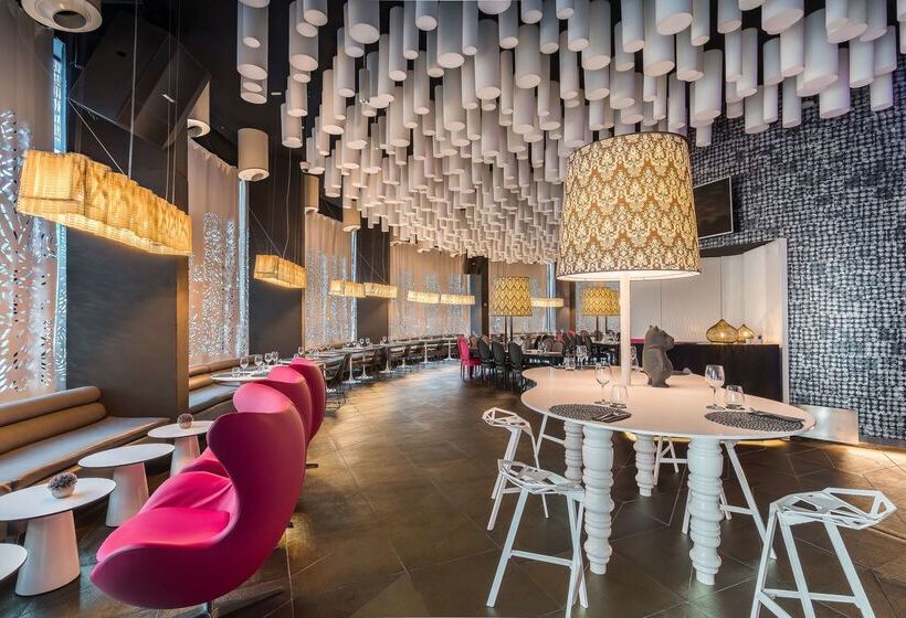 Отель Barcelo Raval