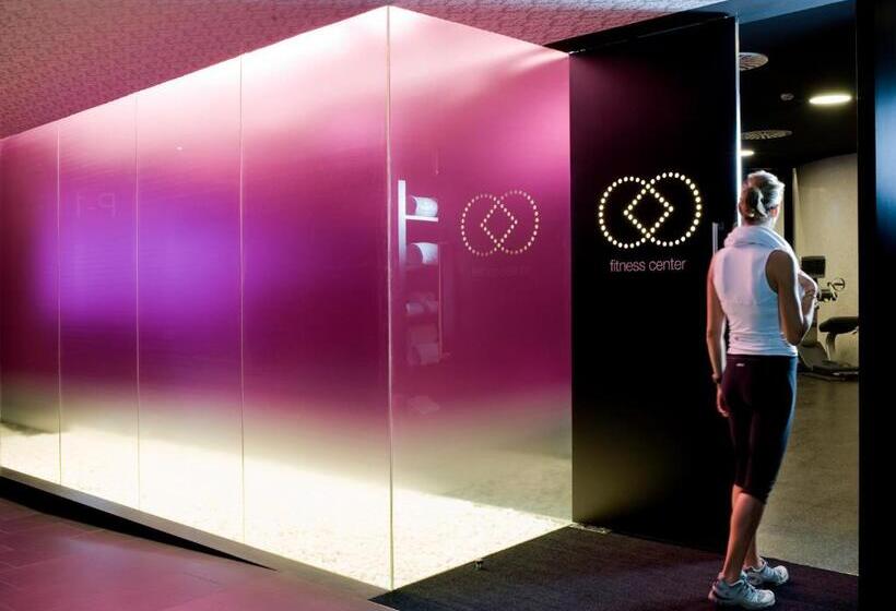 Отель Barcelo Raval