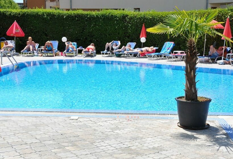 Отель Belleville