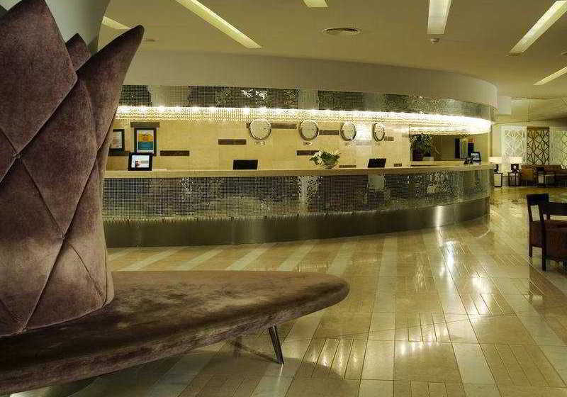 בית מלון כפרי Blue Waters Club