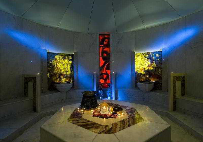 בית מלון כפרי Blue Waters Club