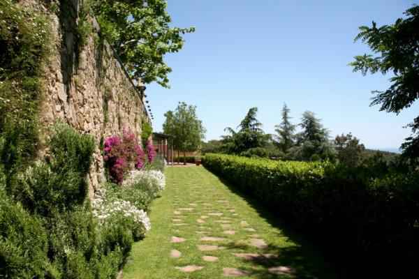 فندق Castell de L'Oliver