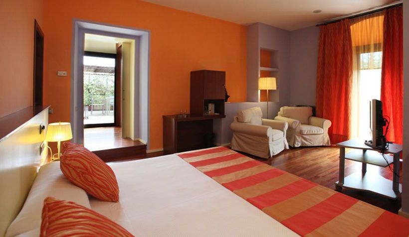 فندق Castell de L'Oliver