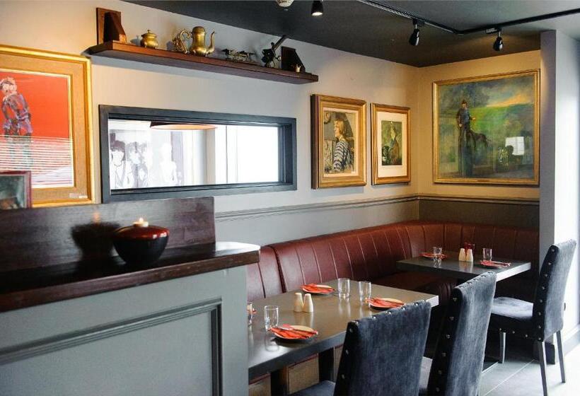 Отель Cliffs Of Moher