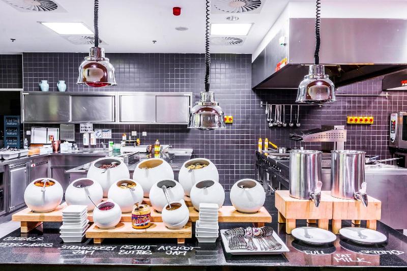 فندق Courtyard By Marriott Pilsen