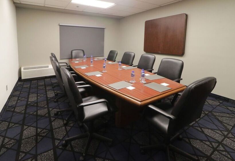 ホテル Courtyard Monterrey Airport