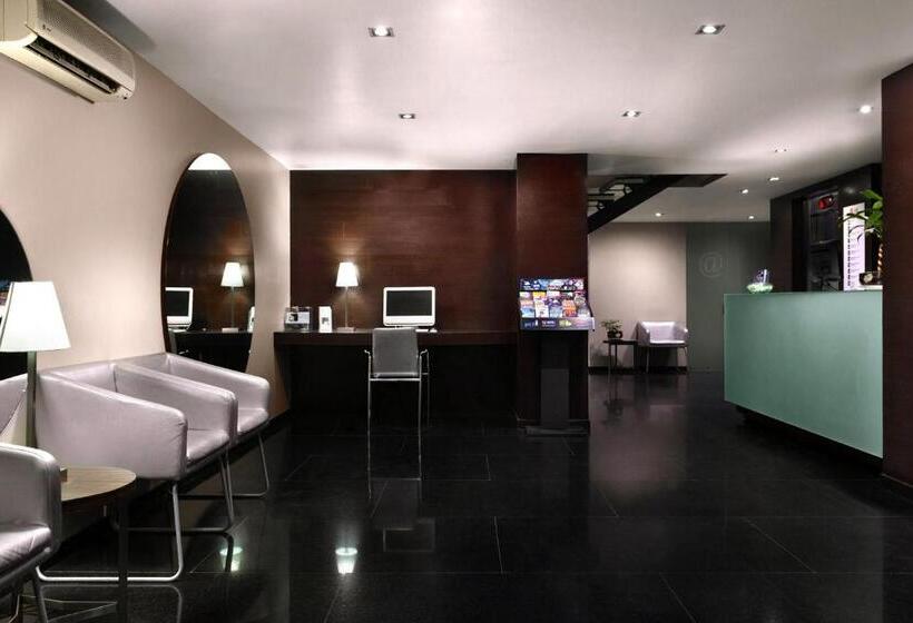 בית מלון כפרי Exe Suites Reforma