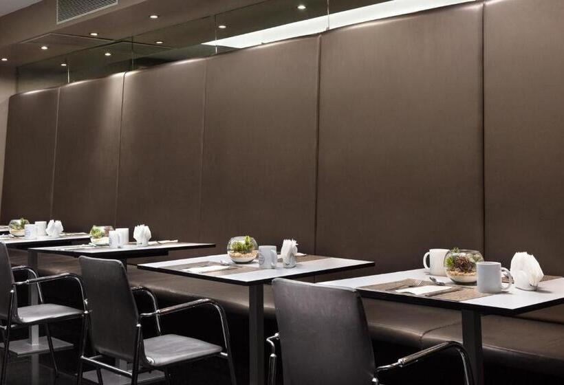 בית מלון כפרי Exe Suites Reforma