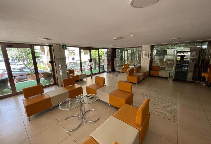 בית מלון כפרי Fellini Rimini