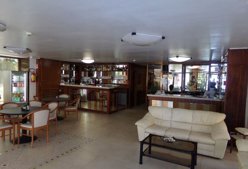 בית מלון כפרי Fellini Rimini