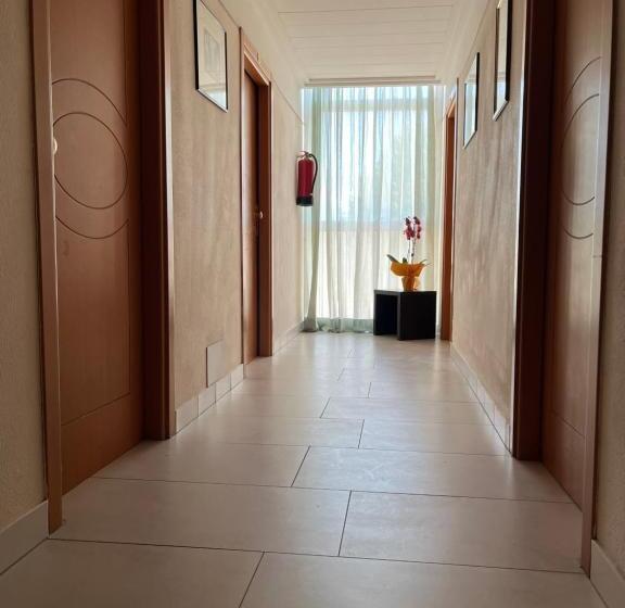 בית מלון כפרי Fellini Rimini