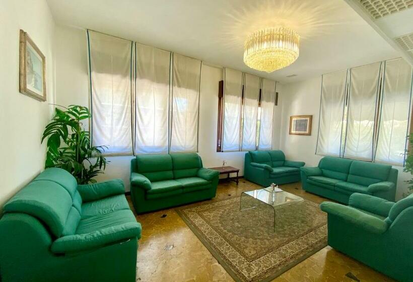 בית מלון כפרי Florida