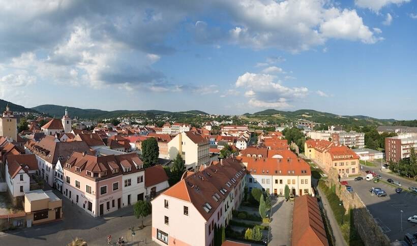 هتل Grand Litava Beroun