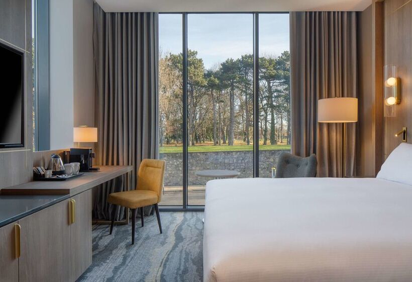 هتل Hilton Dublin Kilmainham