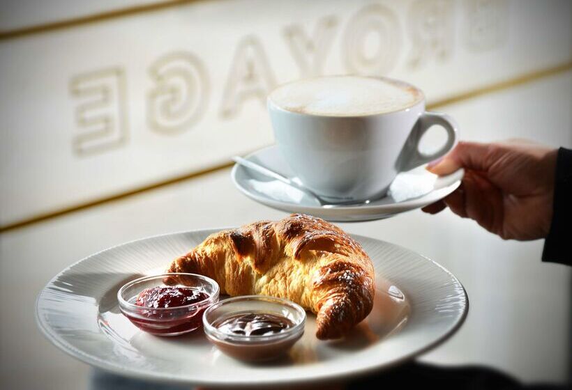 هتل Hilton Dublin Kilmainham